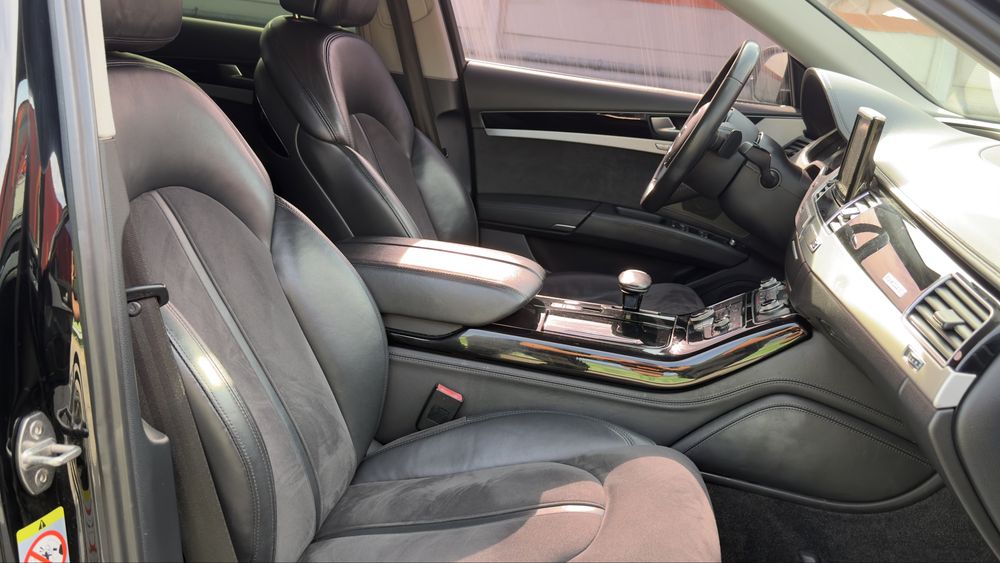 Audi A8D4! 3.0 дизель! Quattro!
