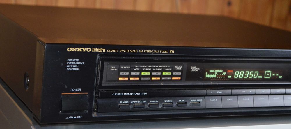 Onkyo Integra T-4650 tuner cyfrowy Japan
