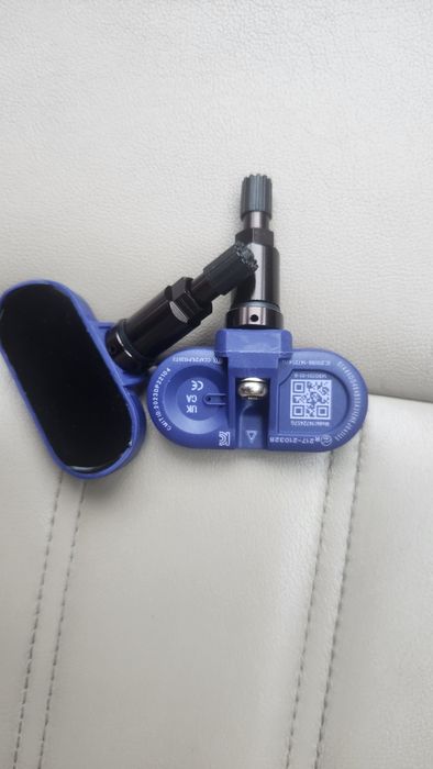 Датчики тиску шин / Датчики давления шин. Tpms Tesla./Датчики Tesla.