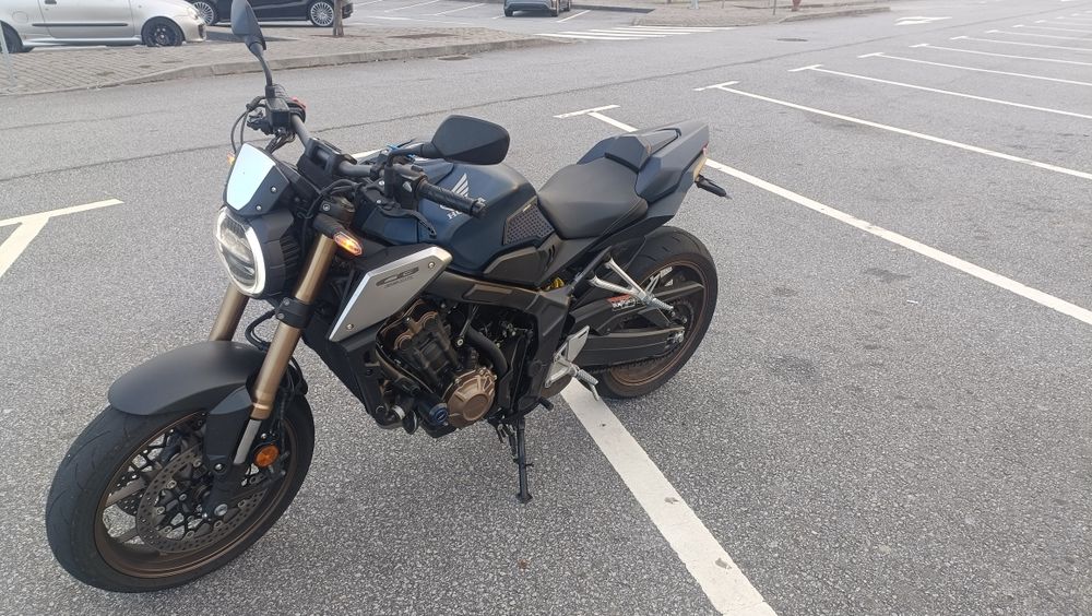 Honda CB650 R 70 kw