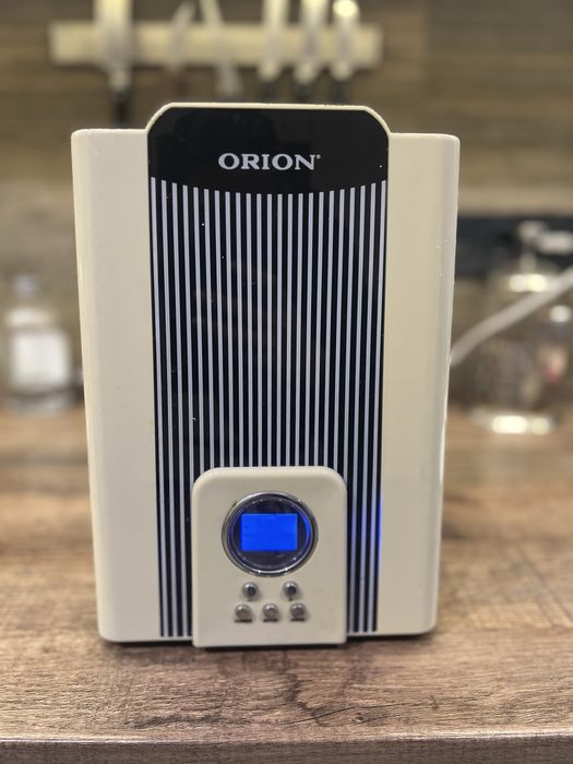 Зволожувач повітря з іонізацією