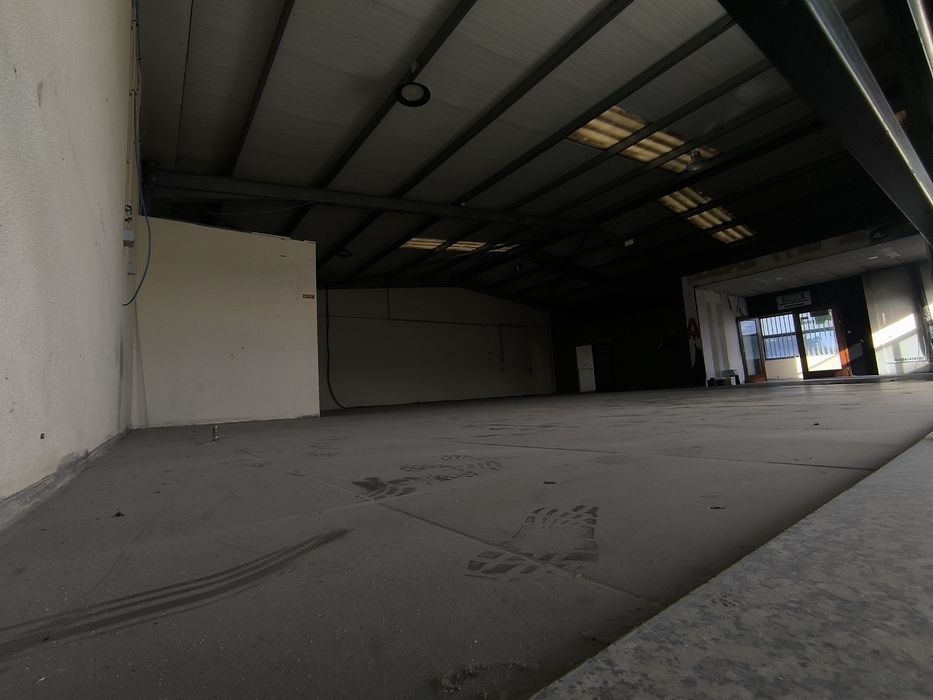 Espaço Comercial para Arrendar