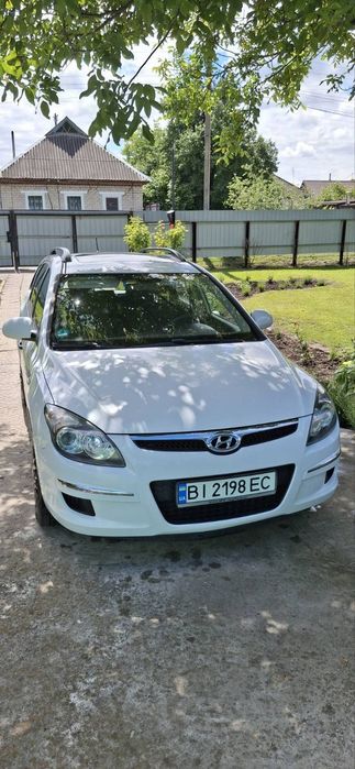 В продажі Hyundai i30cw 2010 року від власника