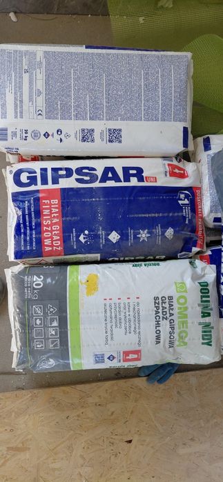 17 worków Gips, biała gładź szpachlowa