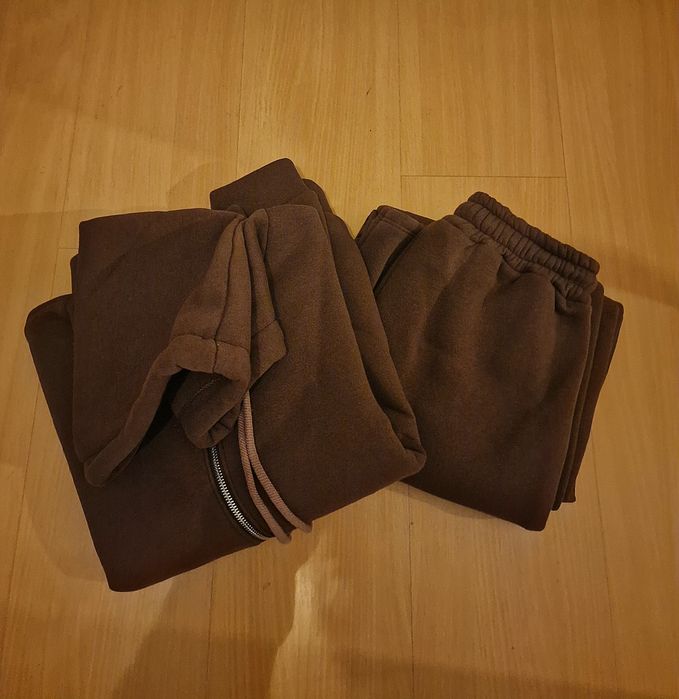 Fato de treino castanho cardado