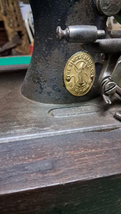 Maquina costura Singer