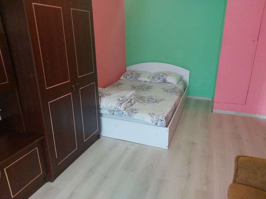 Світло постійне, гаряча , кондиціонер, різні райони, посуточно, погодинно