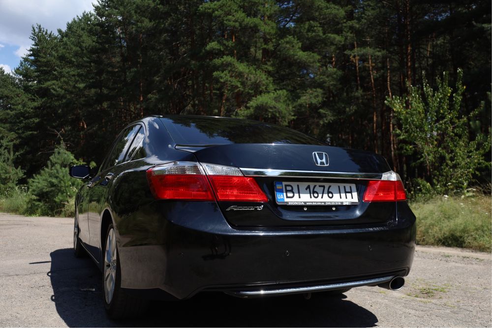 Продам Honda Accord 2014 года, 2.4 газ/бензин