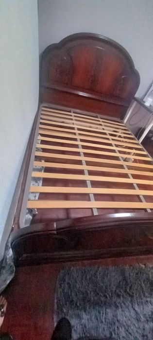 Vendo cama  de casal