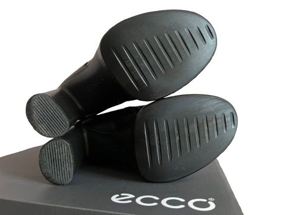 Кожаные демисезонные ботинки Ecco Shape Sculpted Motion 75 оригинал