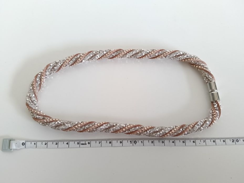 Naszyjnik z cyrkoniami