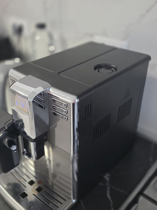 Кавомашина Philips LatteGo Series 5000