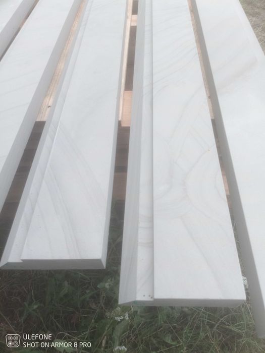 Kamień piaskowiec schody parapety łuki gzymsy elementy dekoracyjne postumenty