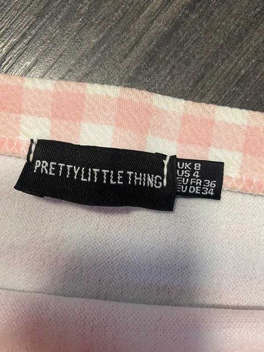 Spódniczka baby pink w kratę PrettyLittleThing