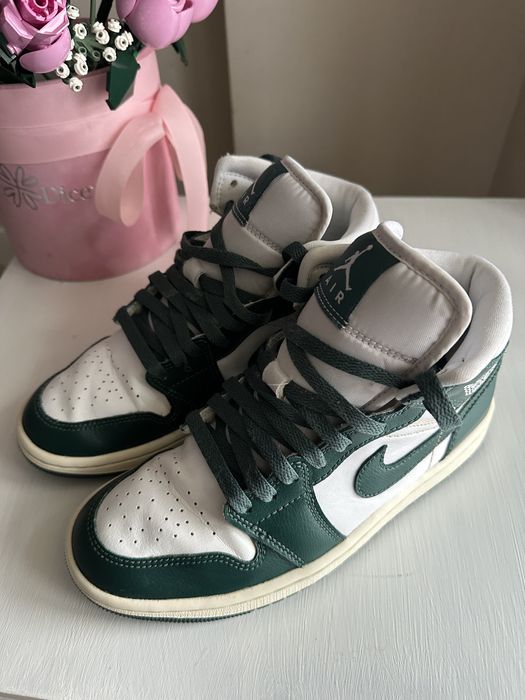 Nike Air Jordan 1 Mid, оригинал.