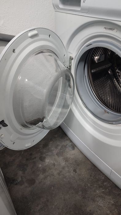 Máquina de lavar Roupa