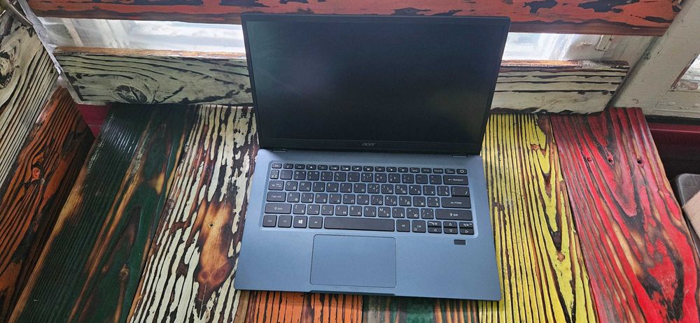 Ноутбук Acer Swift 1 SF 114-33 на запчастини.