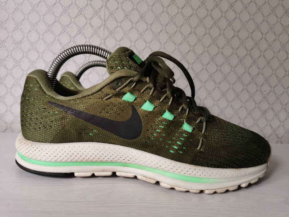 Nike Air Zoom Vomero adidasy sportowe damskie 38,5/39 25,5 cm