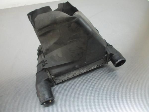 Radiador do intercooler VOLKSWAGEN Passat (3B2)