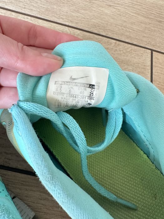Кросівки жіночі nike