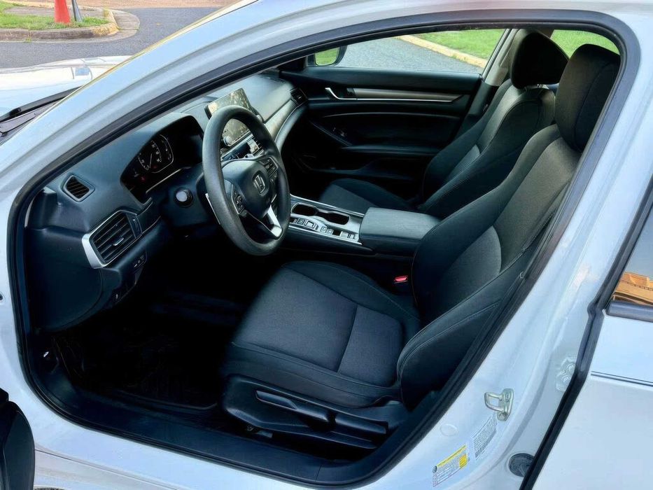 Honda Accord Hybrid      2019