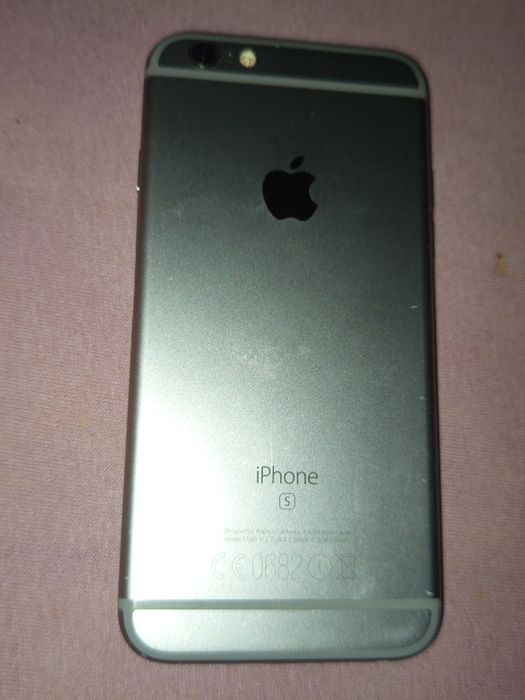 Айфон 6s продаю срочно