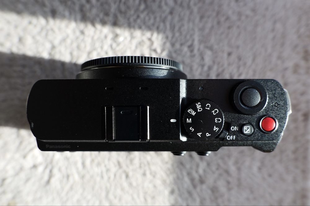 Panasonic LUMIX S9 (DC-S9), gwarancja do 05.2027 + klatka SmallRig