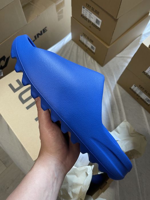 OKAZJA! Nowe Adidas Yeezy Slide Azure wwa 43