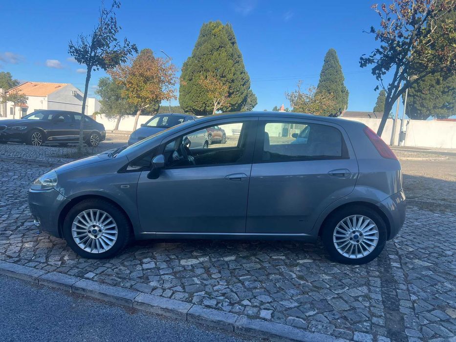 Fiat Grande Punto 1.3 Multijet (Apenas 1 Dono) - A circular diariamente