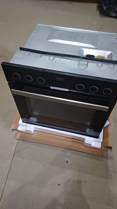 Zestaw do zabudowy Gorenje: Piekarnik + Płyta Ceramiczna (Komplet zintegrowany)
