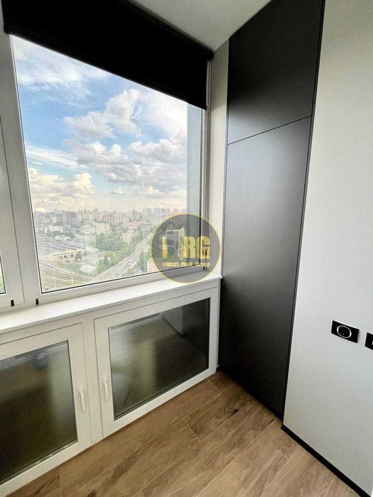 Без%, ЖК Manhattan, Берестейский 11, 27пов, КПІ, Університет