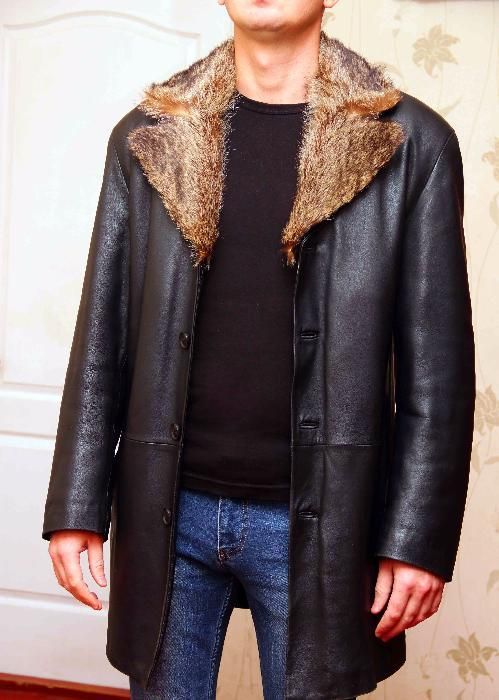 Продам мужскую Новую дубленку