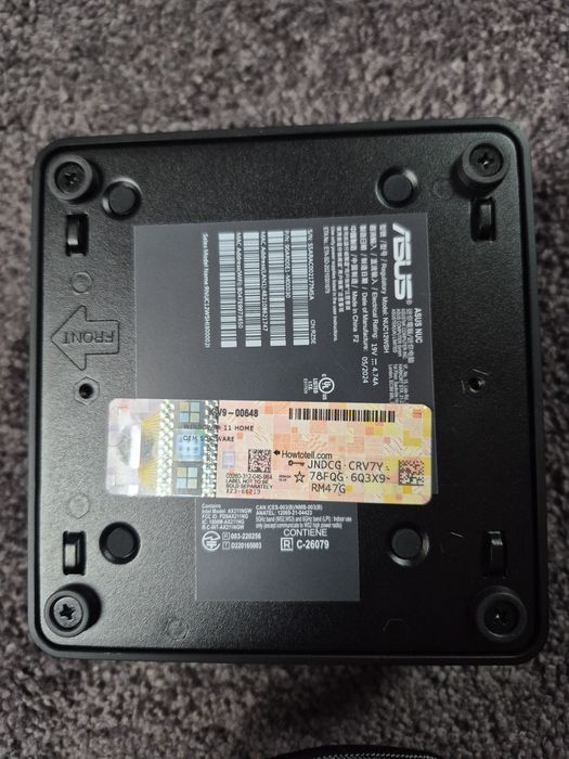 Komputer stacjonarny ASUS NUC PRO