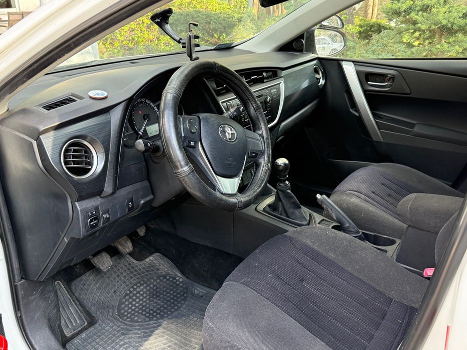 TOYOTA AURIS kombi 1,4 D salon PL bezwypadkowy sprzedam