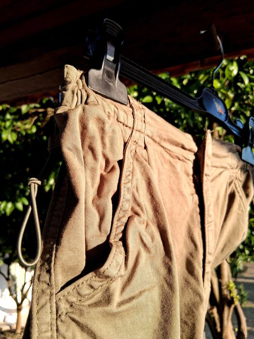 Calça Breskha,com top Pull&Bear.