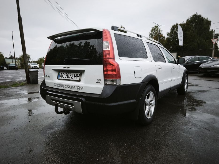 Volvo XC70 2.4D  D5 автомат 4*4