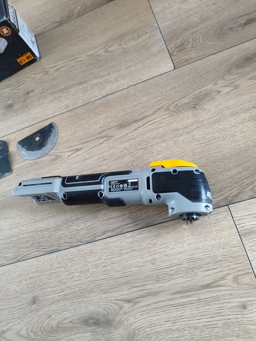 Urządzenie wielofunkcyjne Multitool Titan 18v, rok 2024
Sprzedaję samo