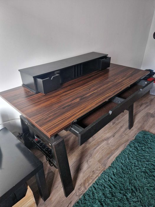 Biurko -stół kreślarski regulowana wysokość i kąt blatu +gratisy