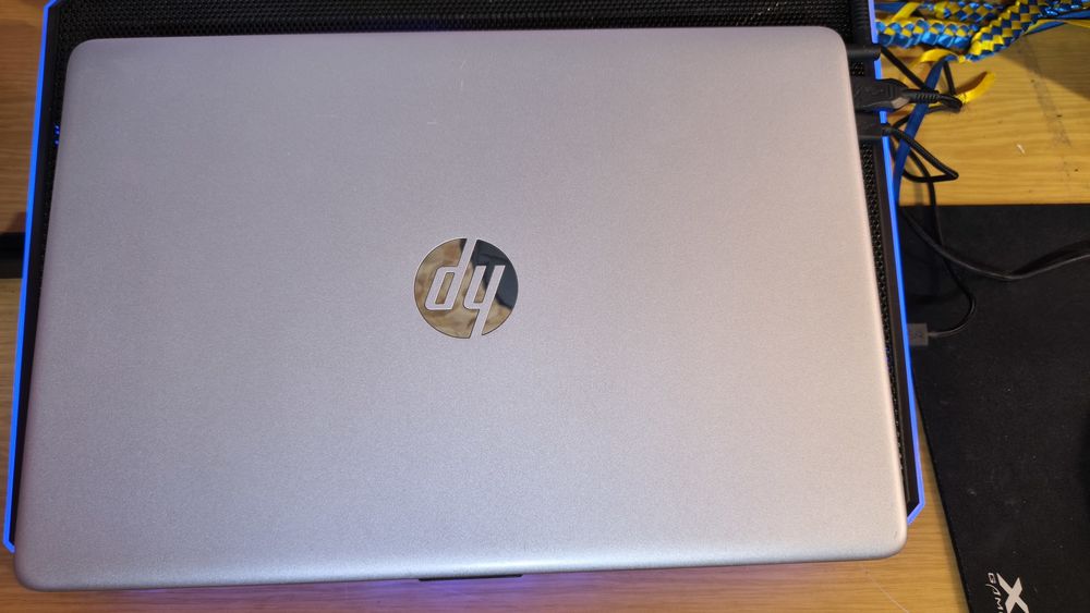 HP laptop 15-dw Intel Core i3-7020U