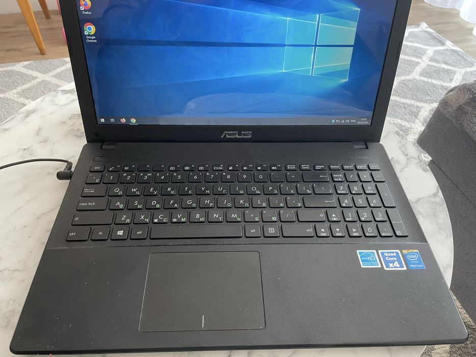 Laptop Asus x551m