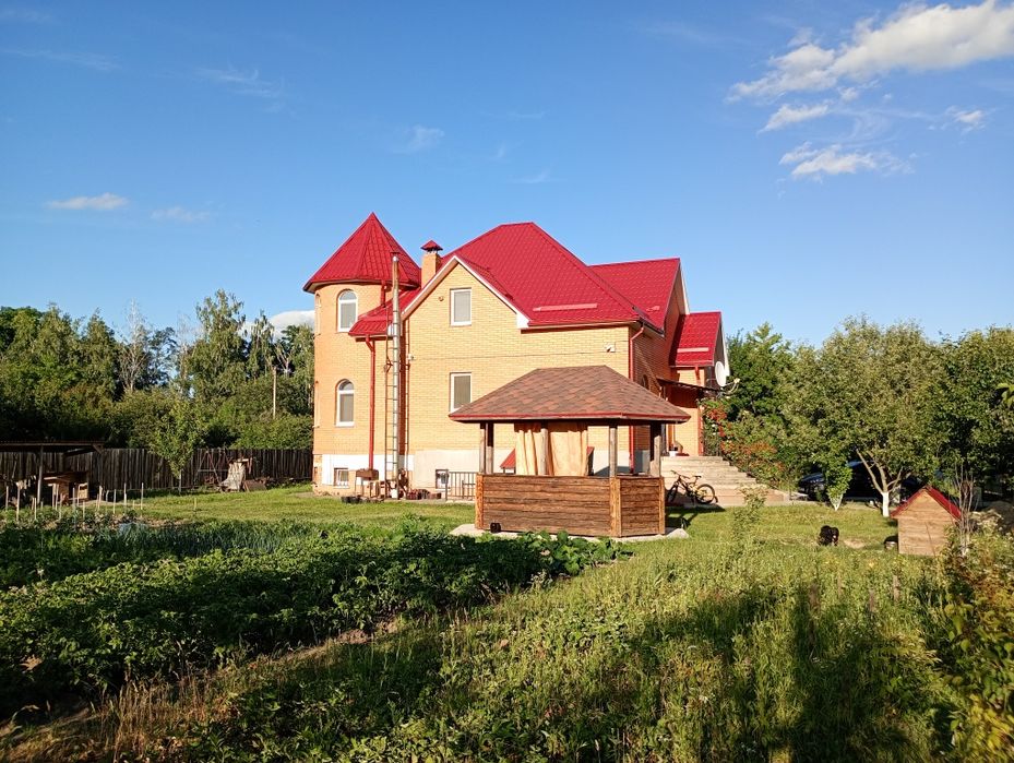 Продам житловий будинок