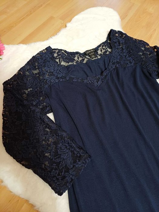 Granatowa bluzka damska Amisu rozmiar L z koronką elegancka