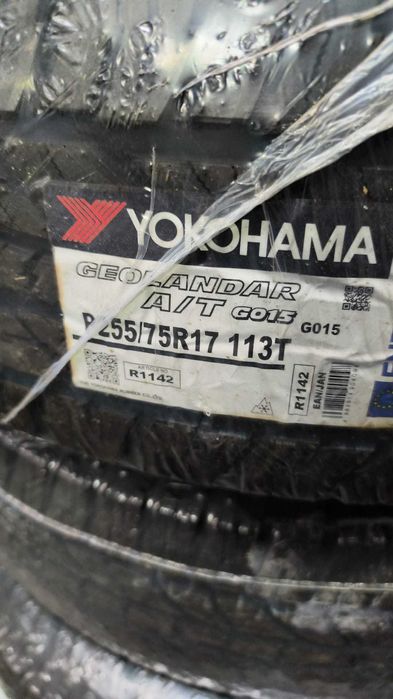 New Yokohama Geolandar A/T G015 P255/75R17 113T Tires – Brand New / Never Used