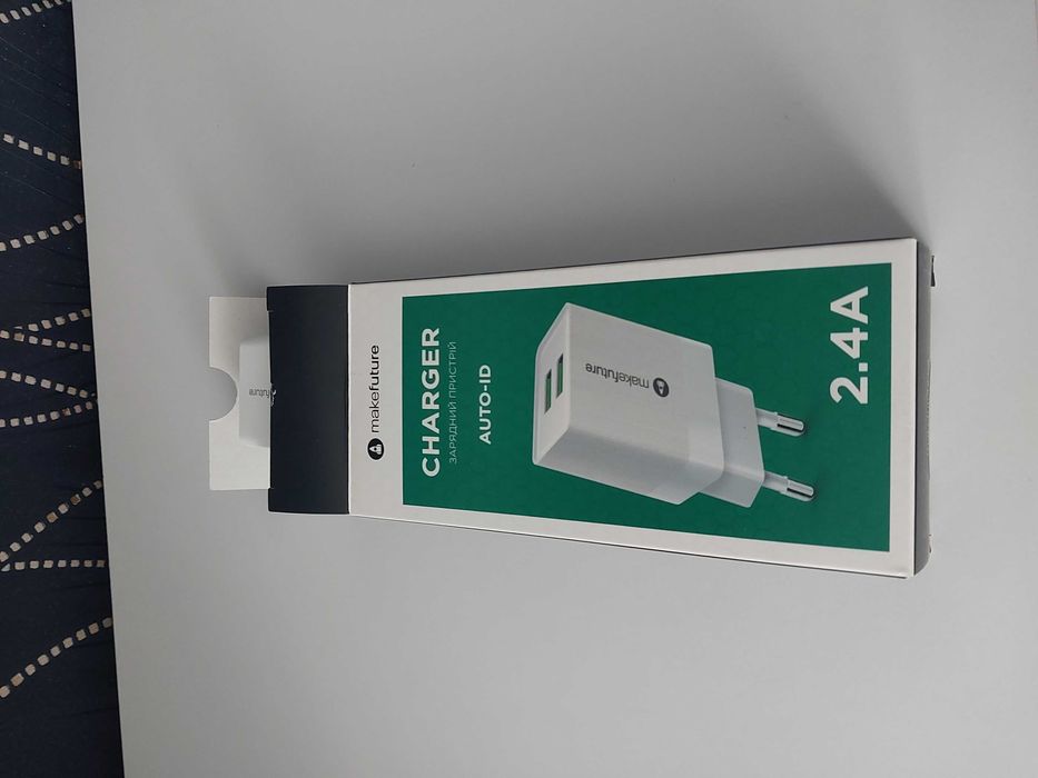 Зарядний Makefuture 2.4A