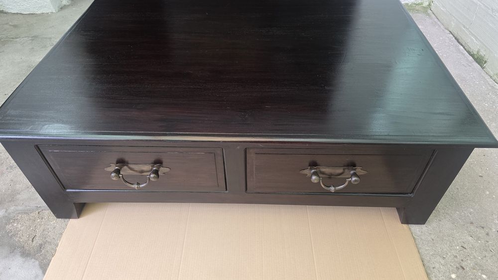 Mesa de Apoio de qualidade e alto Padrão com 4 Gavetas totalmente em Mogno Preto