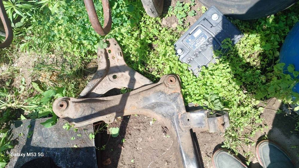 Балка подрамник ауди 80 б3 б4 AUDI