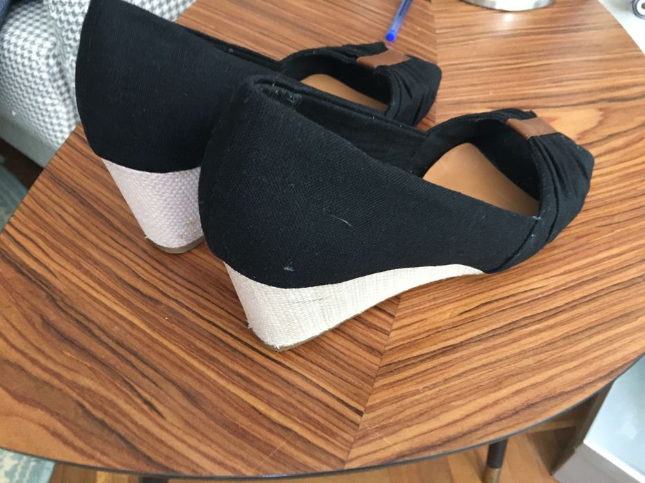 ALDO - przepiękne buty z na koturnie, odkryte palce, na uroczystość 39