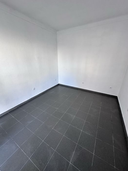 Loja para Alugar no Centro de Vendas Novas