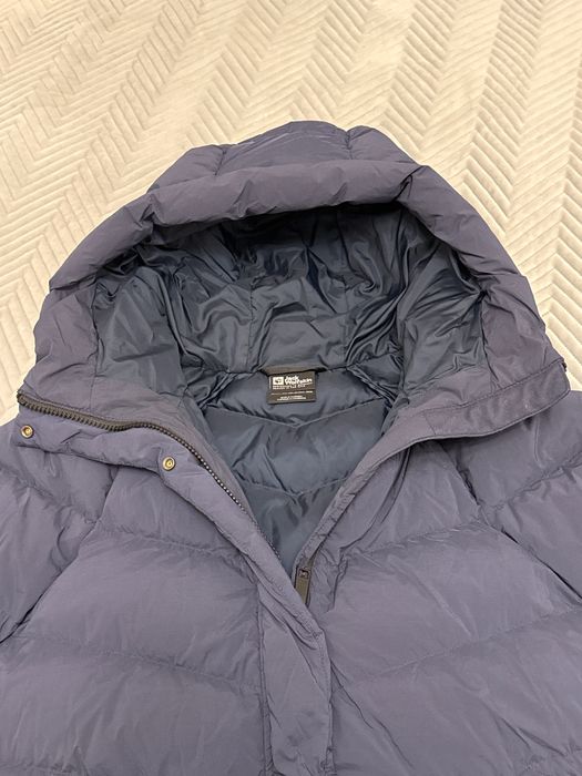 Płaszcz puchowy damski marki Jack Wolfskin, rozmiar S.