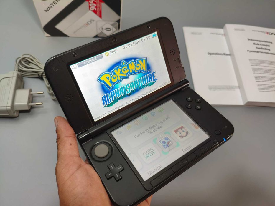 Nintendo 3DS XL